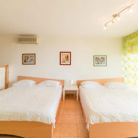 아파트 M 스플리트