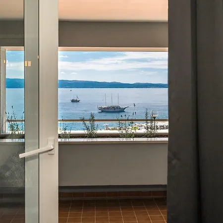 M Апартаменти